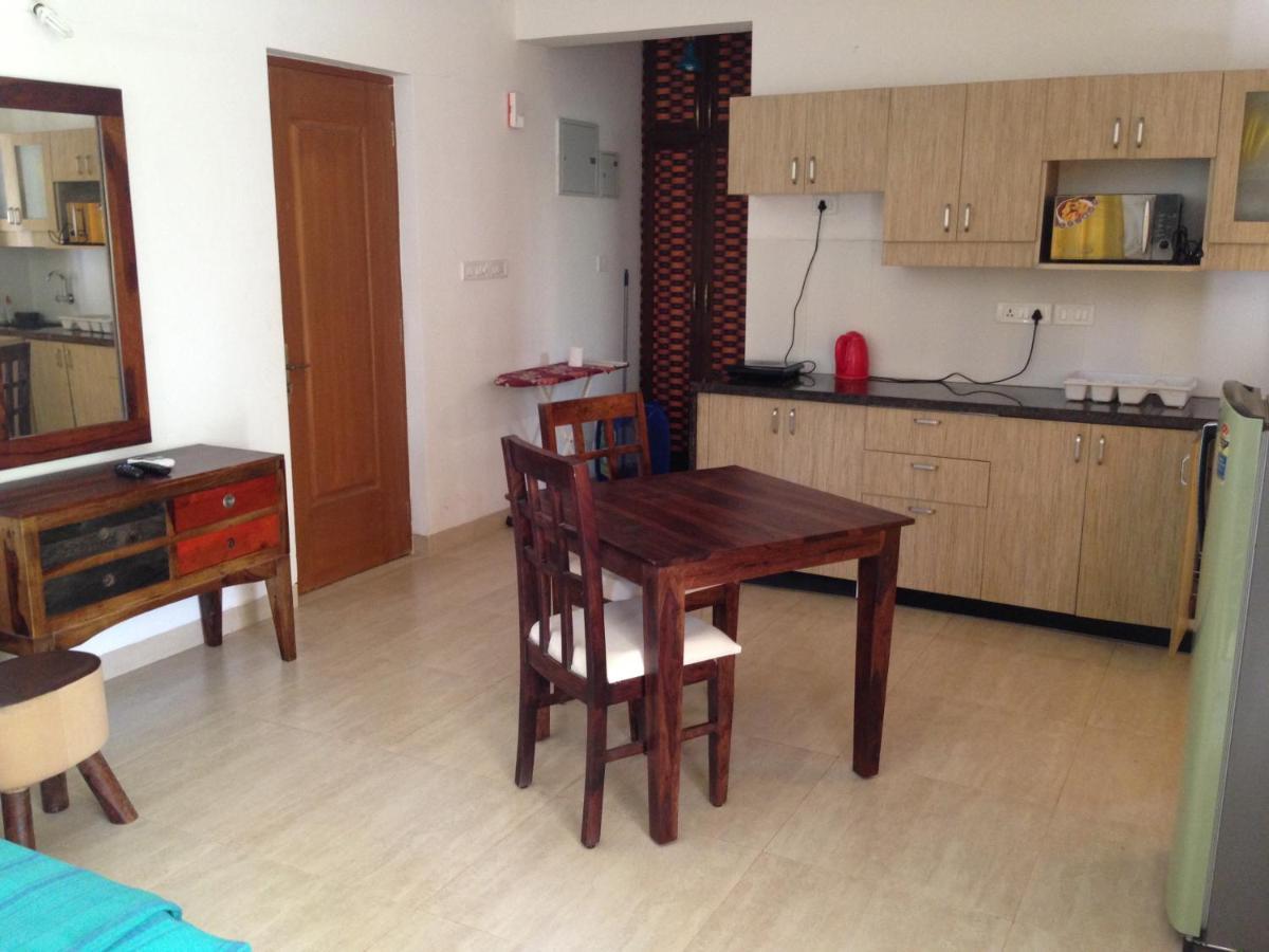 Studio And One Bedroom Apartment In Riviera Sapphire, Siolim Luaran gambar