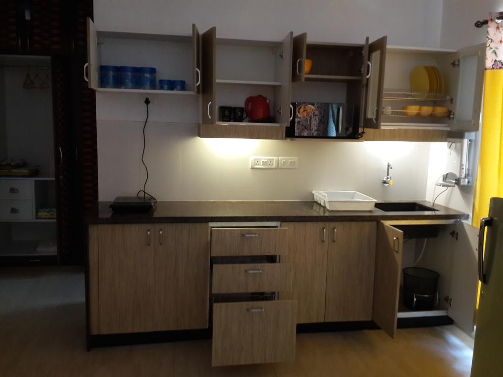 Studio And One Bedroom Apartment In Riviera Sapphire, Siolim Luaran gambar