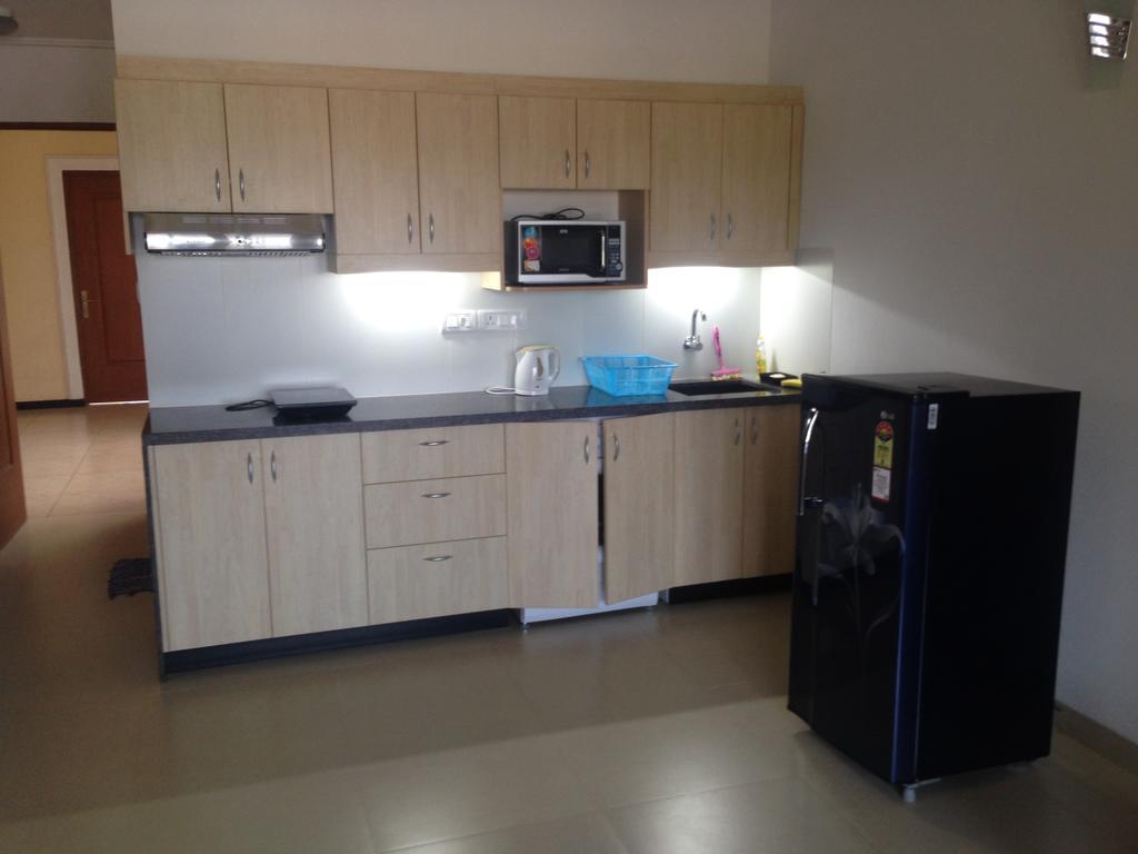 Studio And One Bedroom Apartment In Riviera Sapphire, Siolim Luaran gambar